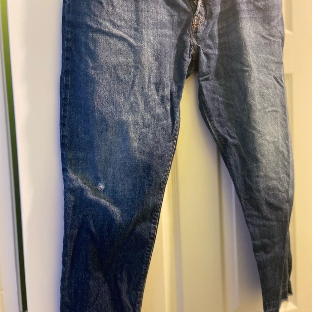 Levi's Blue Cropped Ankle Jeans with Faded Distress